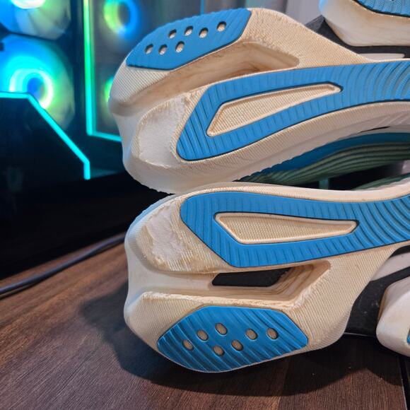 HOKA Cielo X1 Unisex Running SHOE Evening Sky/Lettuce Womens 9 Mens 8 $275  #938 - Picture 11 of 11